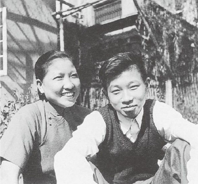 六甲,她冷静地选择了忍耐,好在这段感情很短暂,傅雷很快便回归了家庭