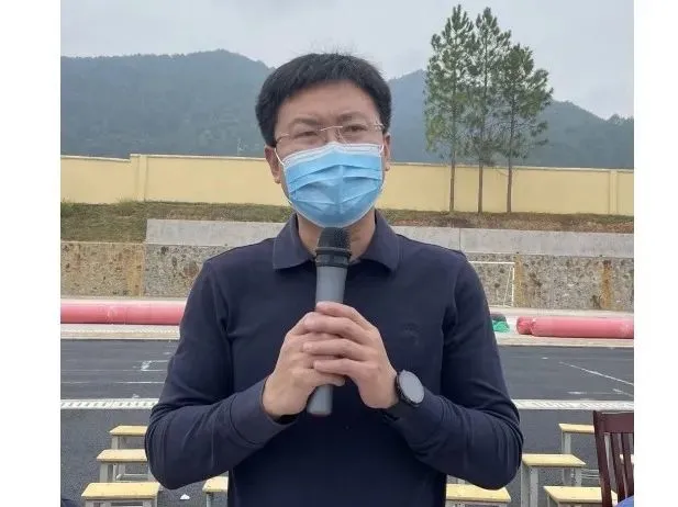 镇党委书记曾康华在总结中指出,全员核酸检测是疫情防控体系中非常