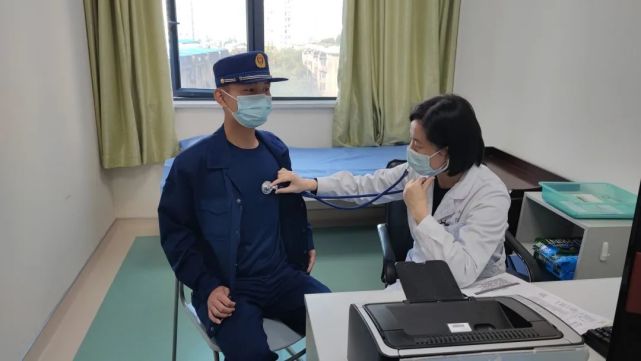 聚焦新训|机动支队四大队完成新消防员体格复检工作