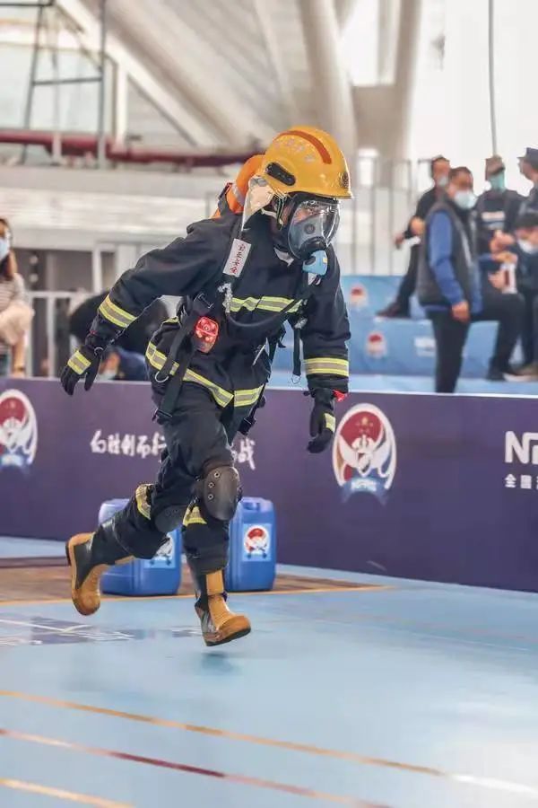 应急救援员 腾讯网