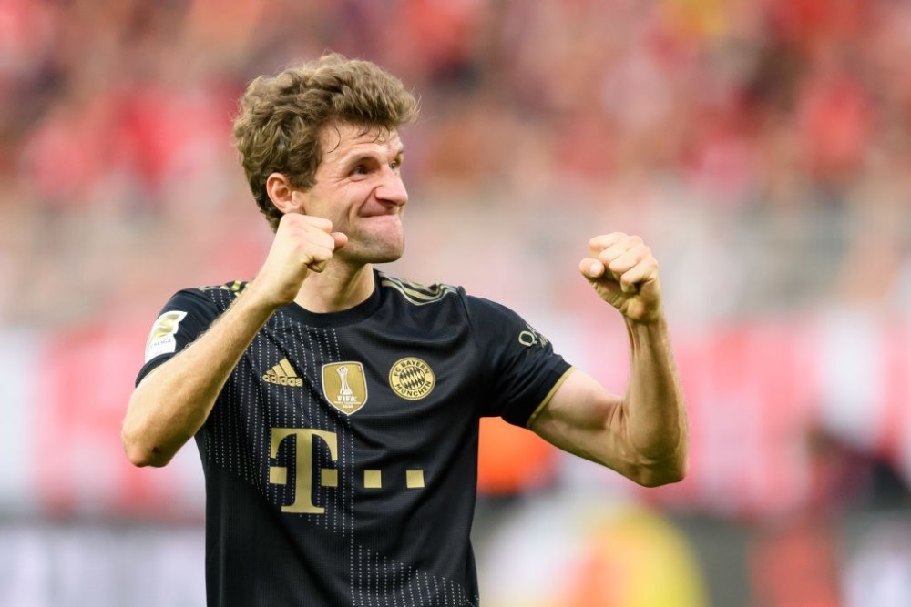 助攻帽子戏法穆勒成为五大联赛历史第6位助攻140球员