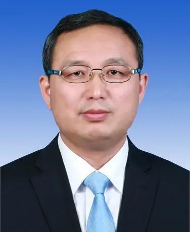 新疆党委副书记张春林已兼任党委宣传部部长职务