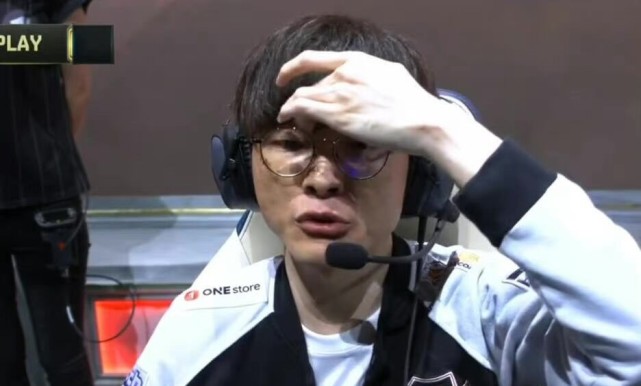 Faker三次S赛被淘汰的变化，哭泣手抖到平静_腾讯新闻