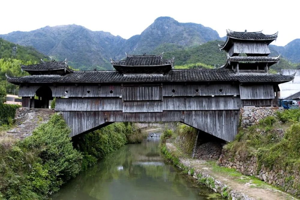 榫卯之美!中国最霸气的桥