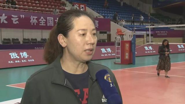 已久,之前的消息是董铭霄也会随队前往河北,而张怡璐则会随于鋆炜南下