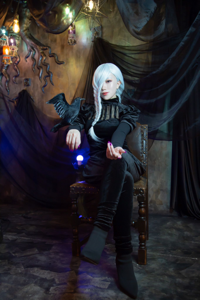 日本coser绀扮《咒术回战》冥冥美艳气息还原剧中风貌!_腾讯新闻