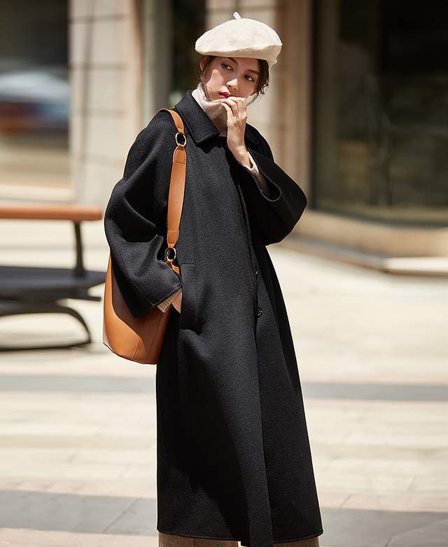 经典赫本风的羊毛呢大衣每年秋冬必不可少非常经典