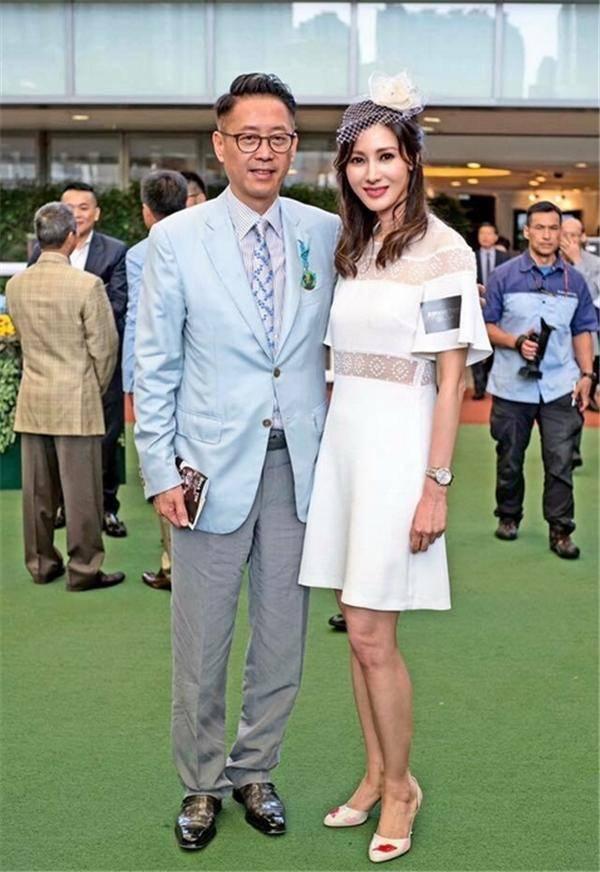 长大之后,许晋亨就是吃喝玩乐,豪宅豪车都是数不完的.