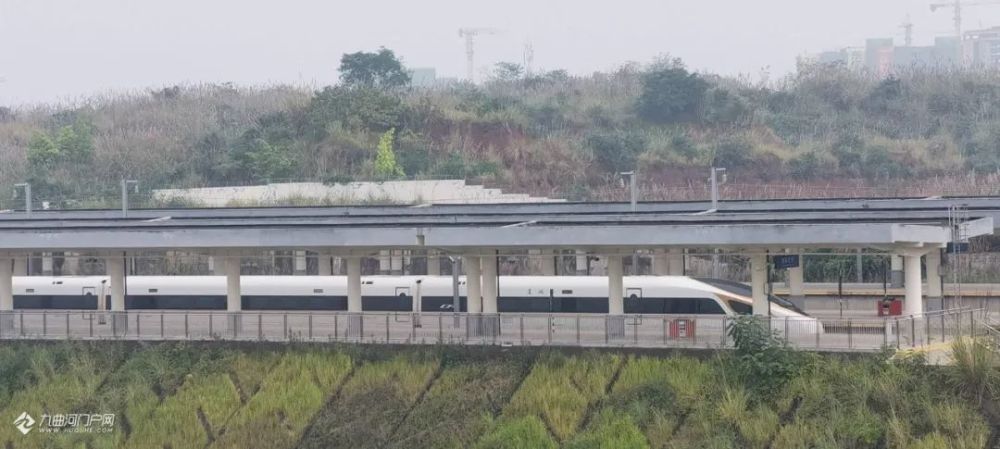 軌道交通資陽線資陽北站軌道交通資陽線寶臺大道站沱五橋施工現場沱四