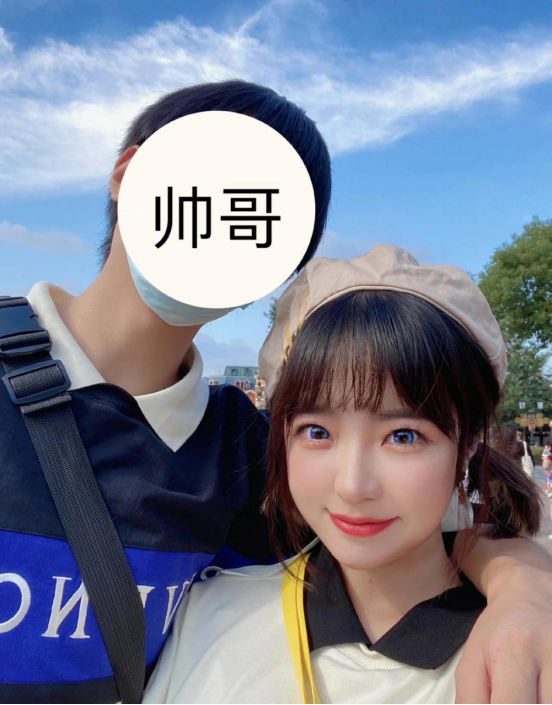 知名女网红郝一点和林锡是假情侣小号暴露真实男友夏书扬