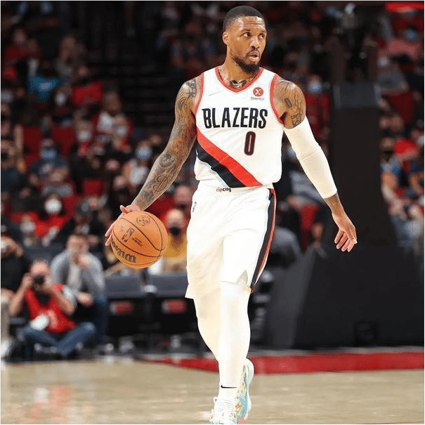 霍华德 如何看待NBA历史75大巨星？利拉德应该入选，霍华德确实是 遗 珠！