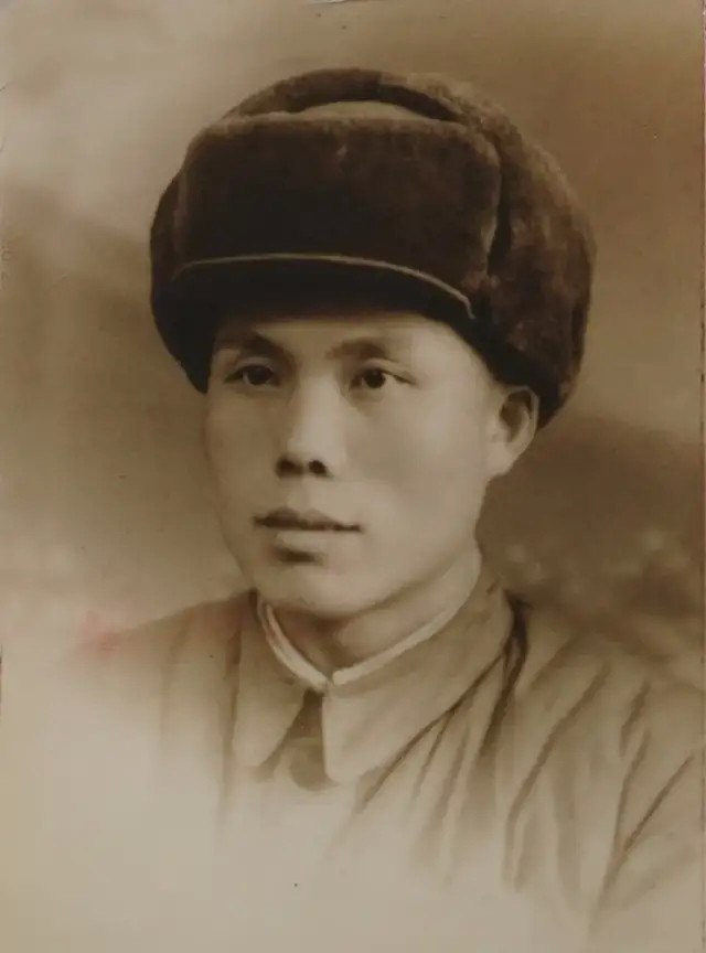 据宋玉亮老人回忆,1951年5月,志愿军刚刚到达安东