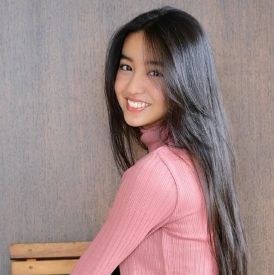 挺高的,作者亲证原型是参考了《野猪大改造》中崛北真希的,168的身高