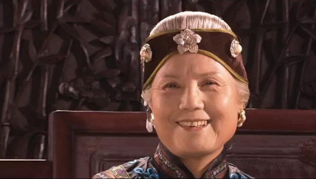 大宅门八大糊涂之:看似糊涂的詹王府老福晋,其实是一个老人精