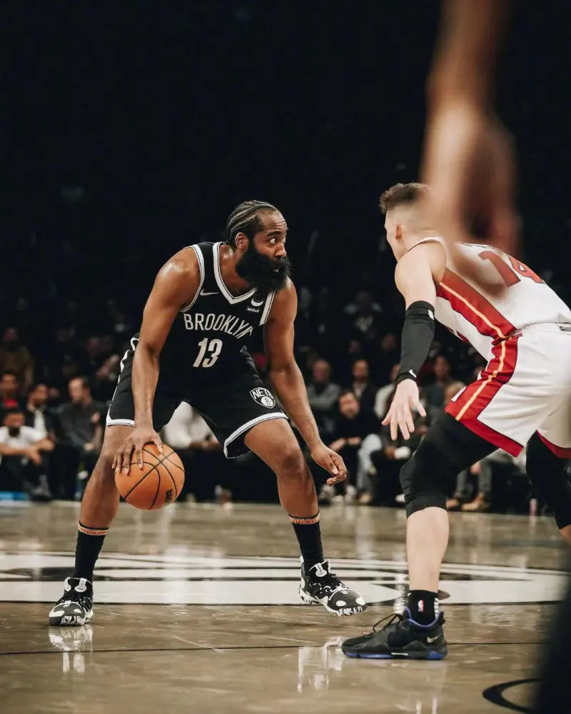 nba 联盟决心改变造犯规规则——禁止非正常篮球动作，这是针对哈登吗？