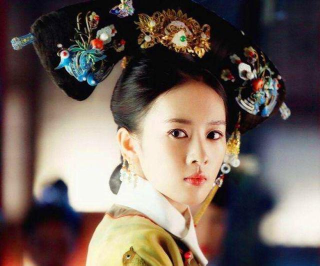 这四份册宝即皇后一份,皇贵妃一份,娴贵妃一份,娴妃一份,等于是把所有