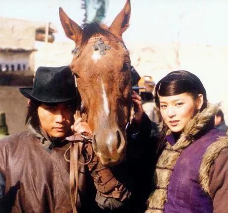 还记得朴诗妍吗?为美注射185次毒品,打400多针,今42岁面目全非