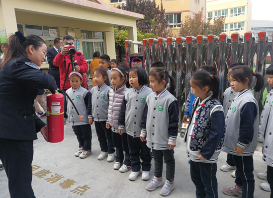 雅居园小学图片