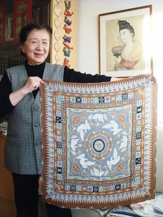 她就是常沙娜和中国共产主义青年团团徽的设计人民大会堂外立面的建筑