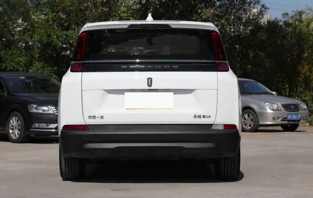 一汽商务mpv!14.58万起,用车便宜,空间奢华,车内很安静