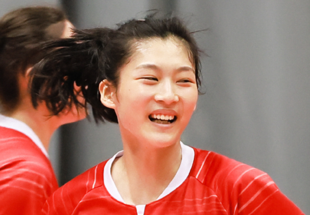 山东女排2度遭遇滑铁卢!弃用宋美丽令人不解,新赛季还进4强机会