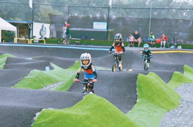 探访部分平衡车公园记者发现追风少年需要更多空间