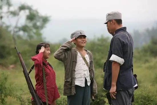 人气童书作家海小枪枪的最新红色题材儿童文学作品——"烽火少年"系列