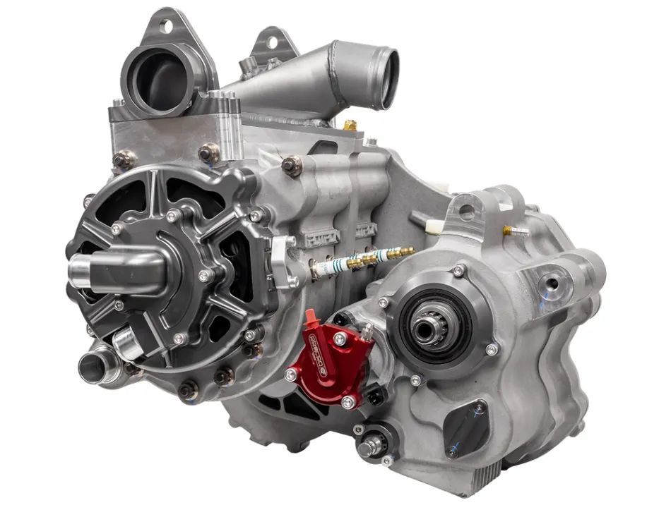 双转子发动机cr700w升功率比强过motogp赛车