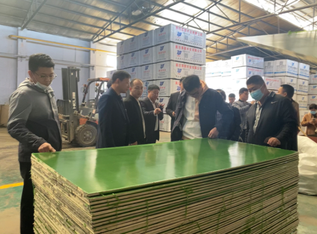 施工单位走进生产企业系列考察活动走进廊坊尊朋木业有限公司