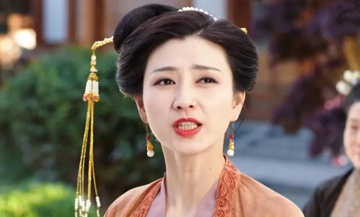 冲着鞠婧祎追嘉南传却被斓曦圈了粉眉姐姐形象这次真绝了