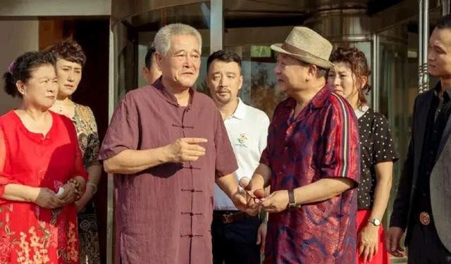 相逢一笑泯恩仇赵本山和范伟二十余年的江湖恩怨录