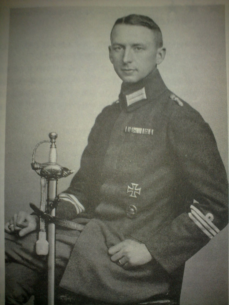 大家熟悉的二战德军元帅埃里希·冯·曼施泰因(erich vonmanstein)