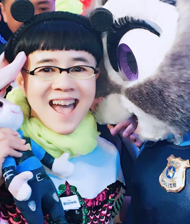 金龟子女儿上热搜22岁颜值不输一线小花金龟子评论区被大叫丈母娘