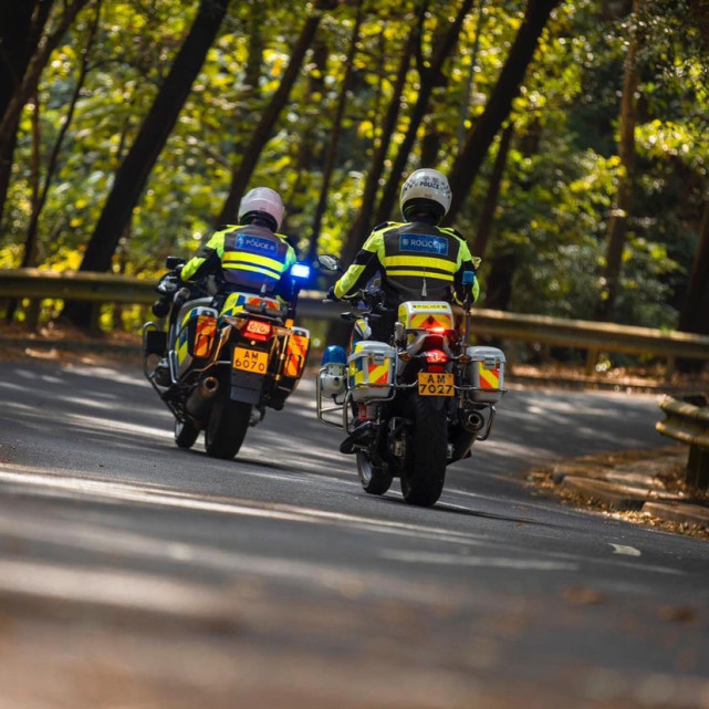 香港警队铁骑宝马r900rt警用摩托车