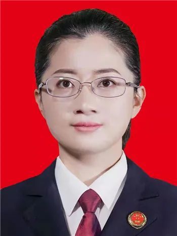 漳州市龙文区人民检察院第一检察部副主任 潘进格,从检11年,恪守检察