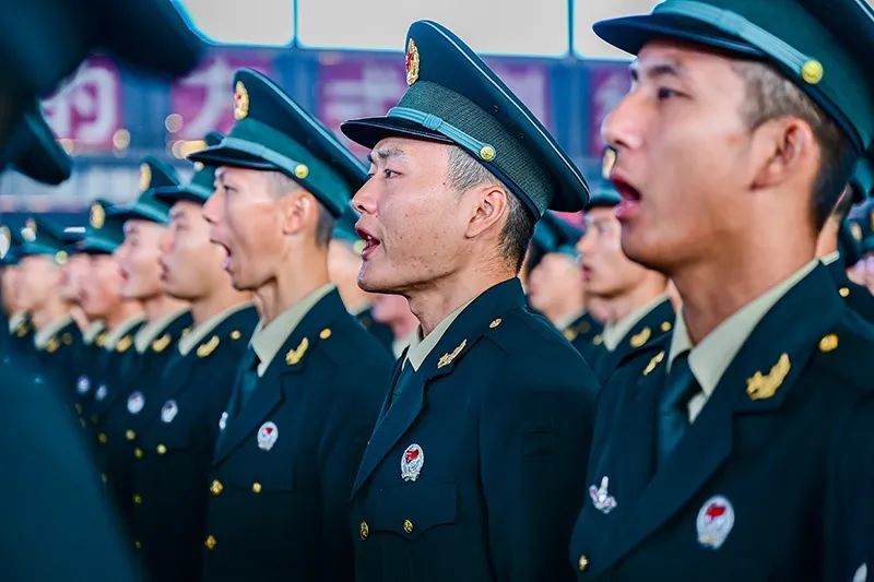 最燃成人礼丨今天我们正式入列火箭军