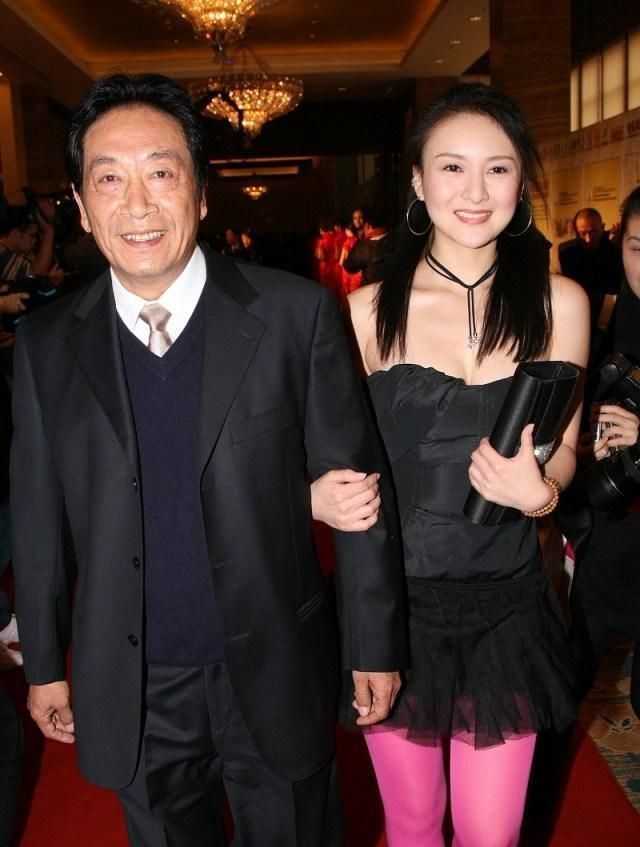 7位"娶娇妻"男星,三婚四婚都有,69岁得子,儿子跟孙子一样大