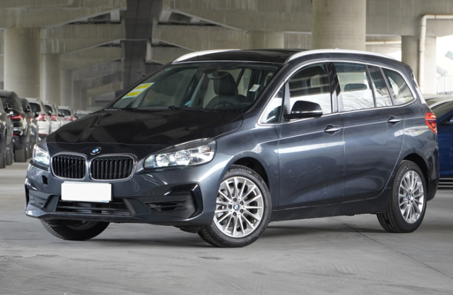 宝马生产的一辆全进口mpv,大空间7座设计,26.38万起