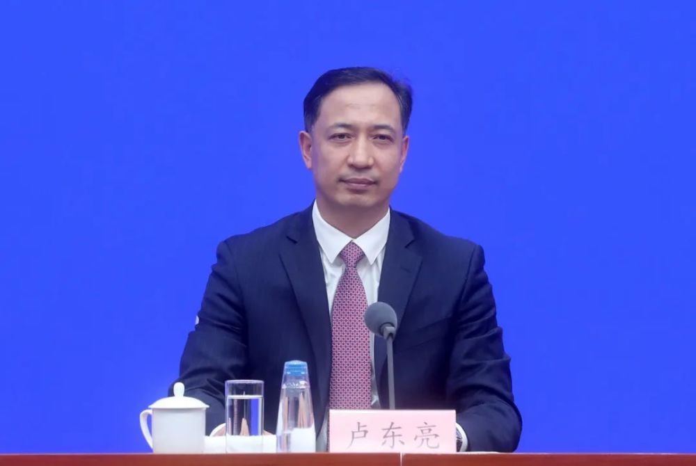 capitalnews)注意到,卢东亮此前为山西省政府党组成员,副省长