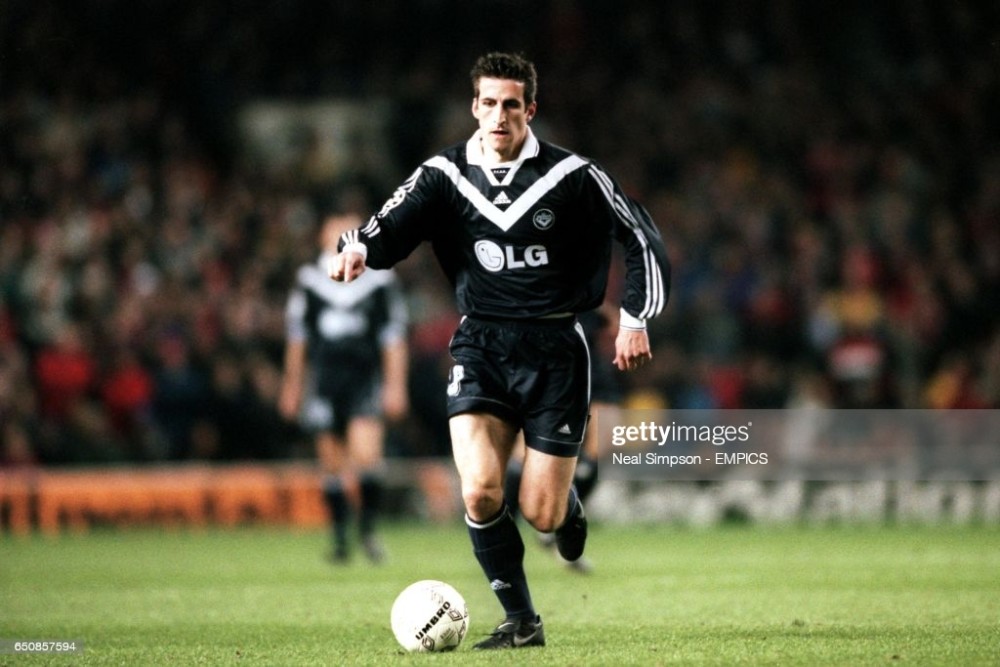 和齐达内同时代的法国中场大师米库他在五大联赛数据如何