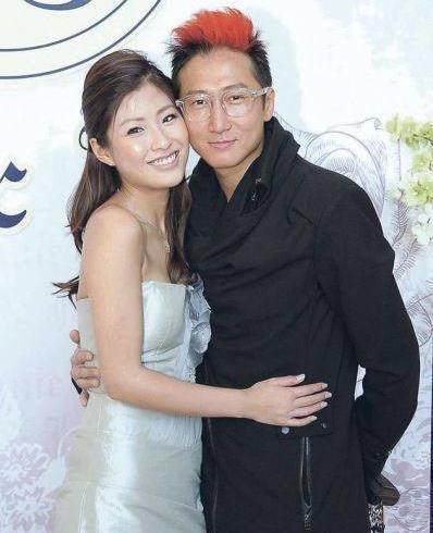 入行以来,周家蔚也甚少有绯闻传出来,直到她遇见了现任丈夫洪天明
