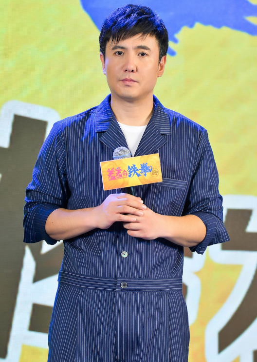 桑杰不愧是绝活哥,使用元歌秀出天际,沈腾也甘拜下风了!_腾讯新闻