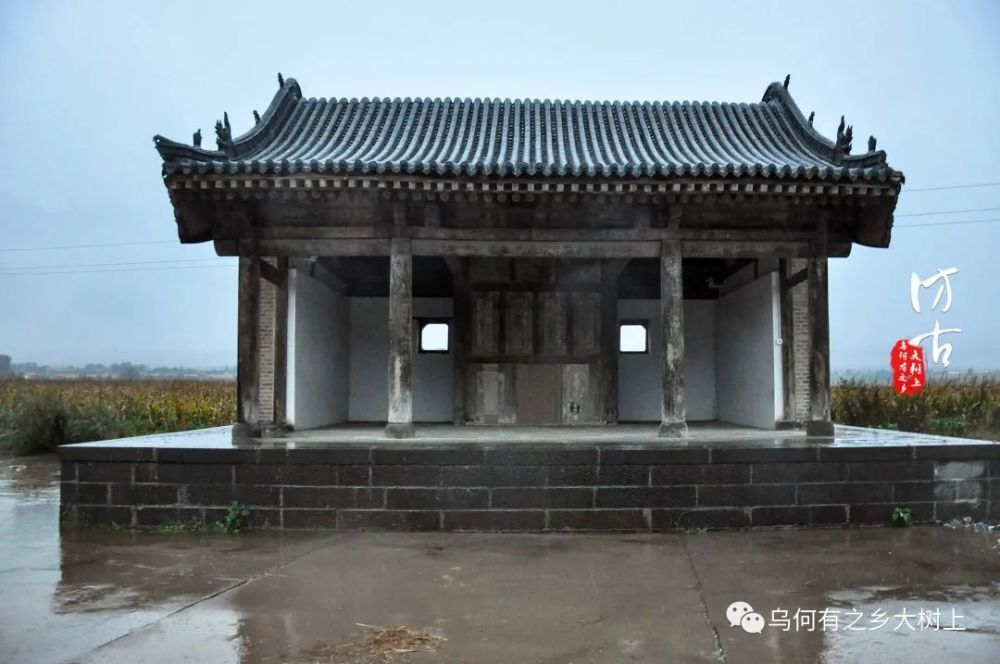 这座乡村里的天齐庙却绘有清代女子十二乐坊显得特别珍贵