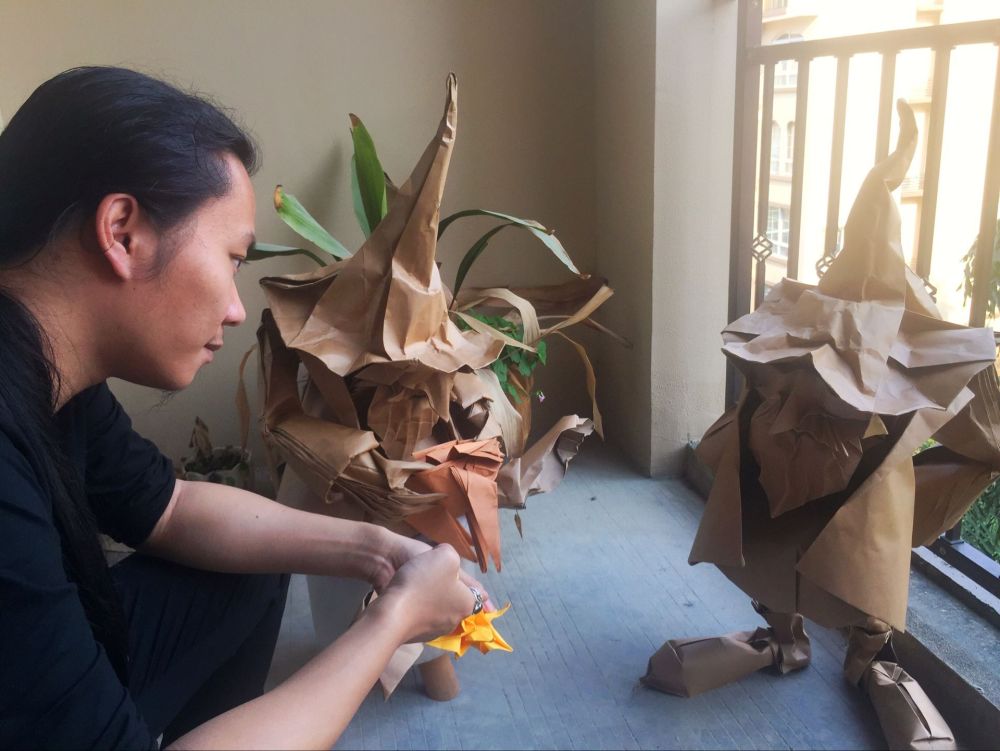 折纸天才秦坤不拼接不裁剪一张纸折出大千世界