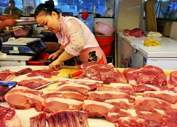 最严杀猪令下达,农村过年再也不能杀猪了?
