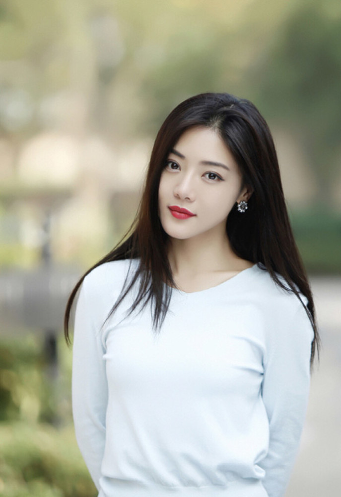 四川内江女演员中字已更新哪个网站可以看星辰影院免费加长版电影国语