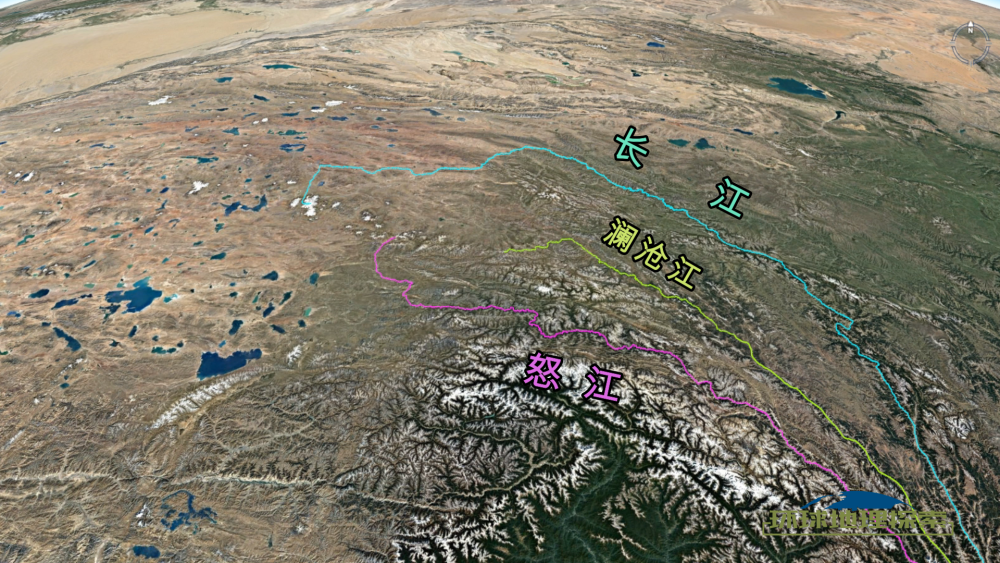 唐古拉山脉大致位于西藏与青海交界地带,蒙语为雄鹰飞不过去的高山