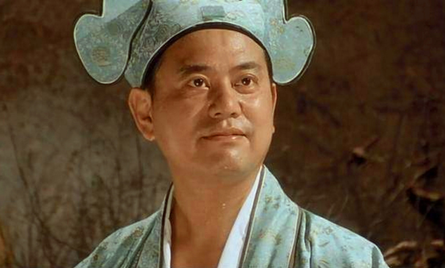 当年陈百祥开着跑车嘲笑谭咏麟卖唱挣钱辛苦,落魄后反靠对方接济