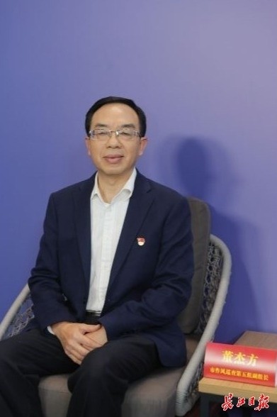 车行占道经营遭投诉半年未根治,最新进展:专人巡查落实整改