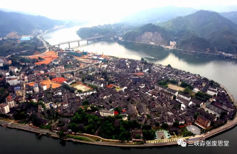 黔阳古城驱车自沅陵跨入怀化洪江之境,是为了寻访黔阳古城,探究唐代名